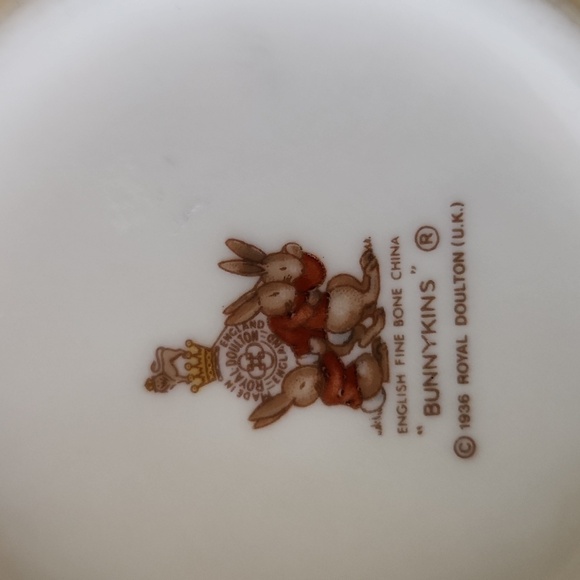 Vintage Bunnykins Cup and Bowl Set by Royal Dalton - Picture 8 of 9